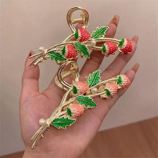 Strawberry Design Clutcher